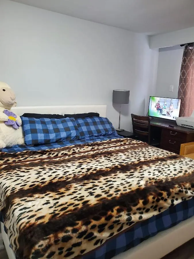 Séjour chez l'habitant Appartement Maxwell Esabu à Toronto